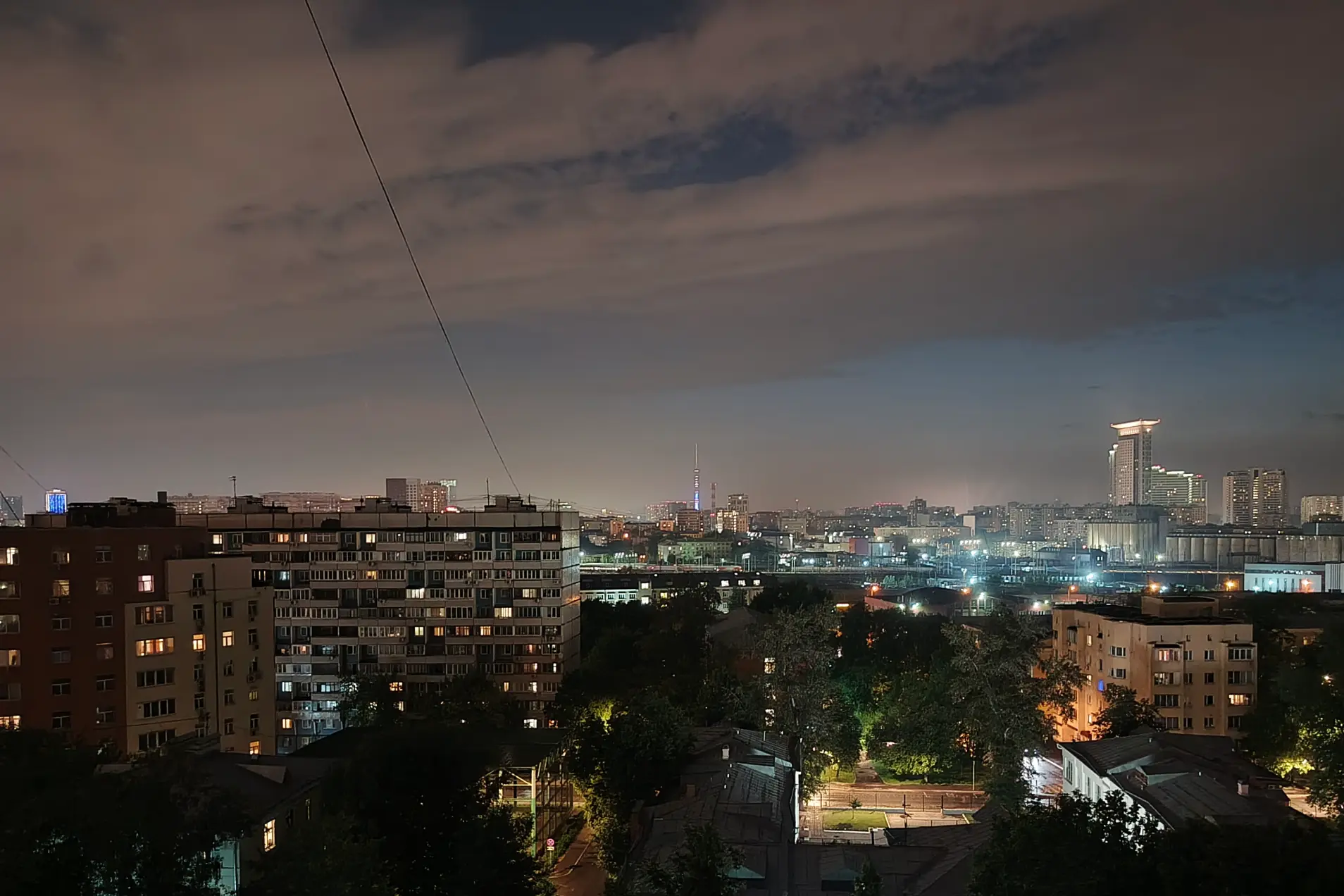Съемка в режиме Super Night на Infinix Note 40 Pro