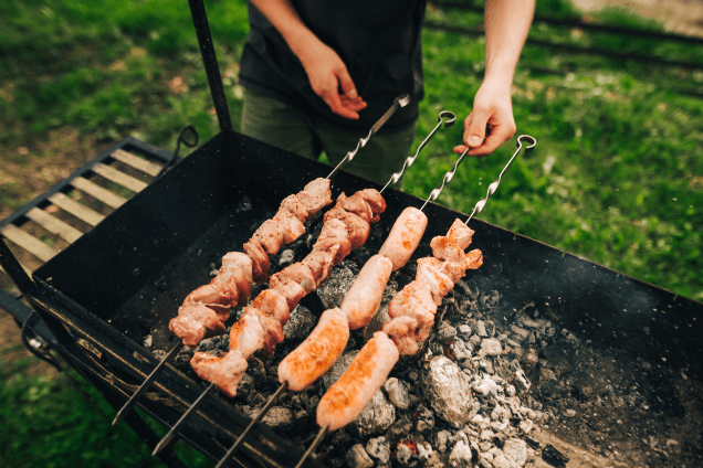 Научиться жарить шашлыки