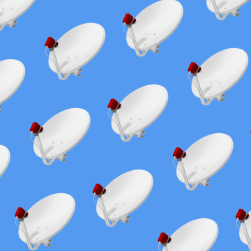 Важно учитывать, что спутниковая тарелка с&nbsp;течением времени может изменить месторасположение. 