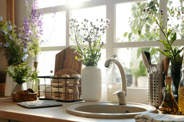 Обыграйте окно