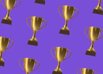 Некоторые регалии сериала