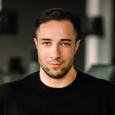 Папшуов Амир,